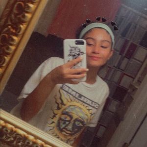 Meet your Posher, Lilly